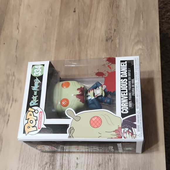 Rick and Morty Cornvelious Daniel Funko Pop - Picture 7 of 7